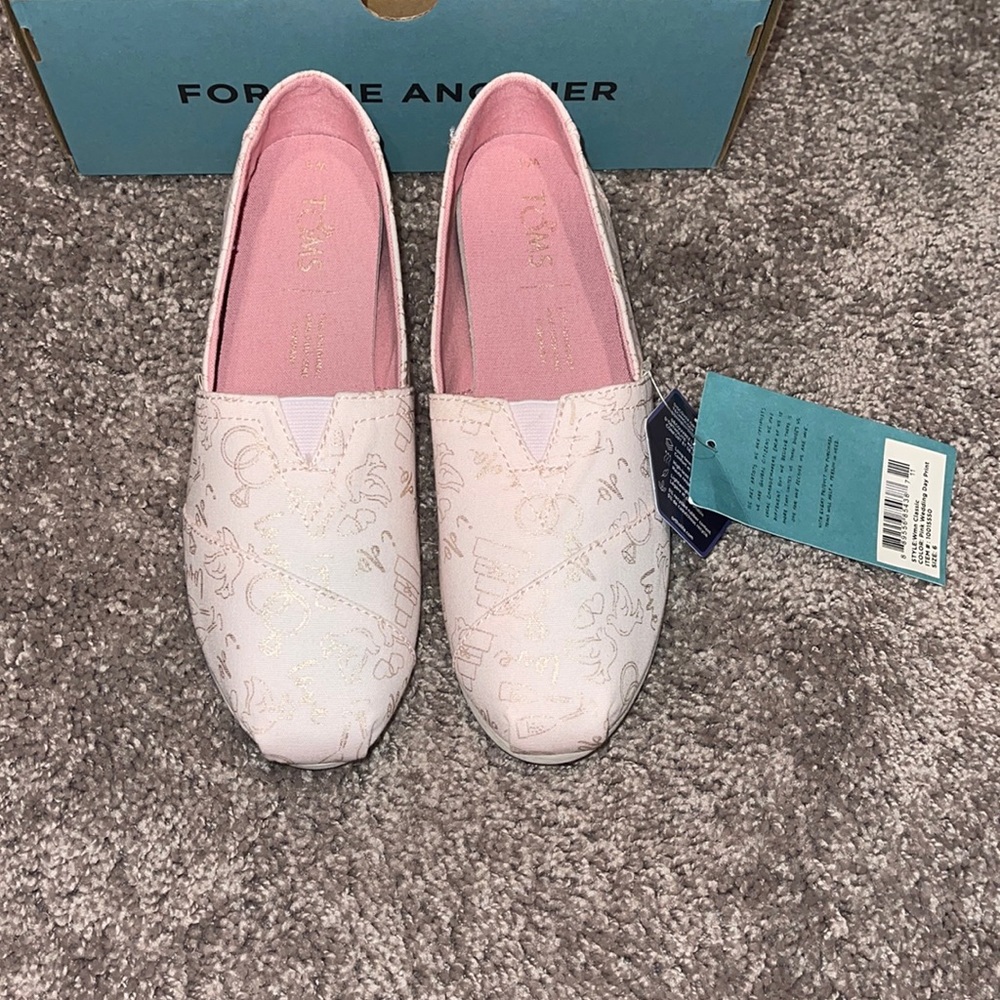Pink wedding day print Toms